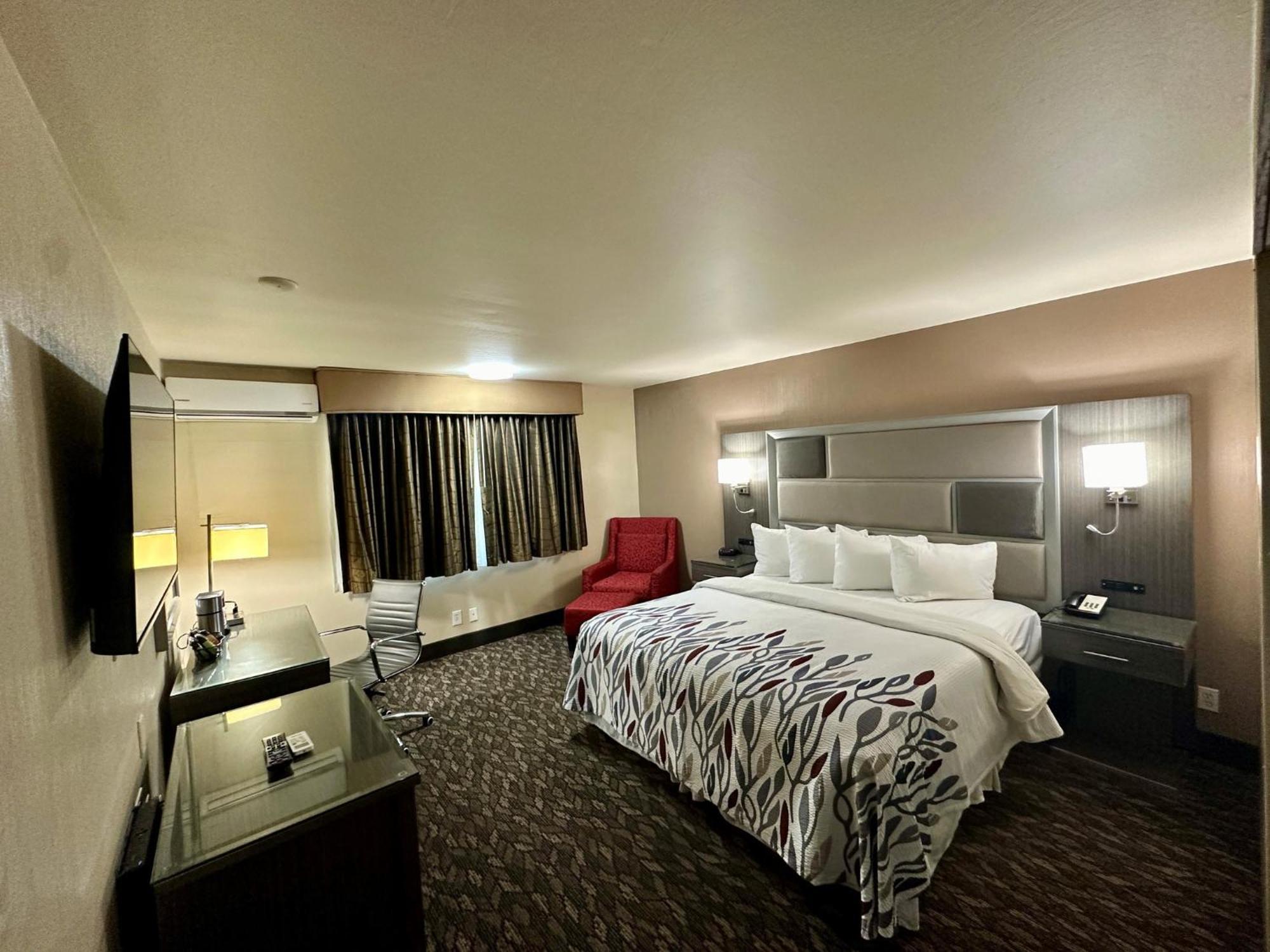 Red Roof Inn Yuba City Bonanza - Marysville Экстерьер фото